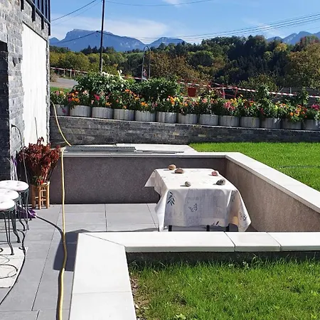 Dans Un Petit Village Entre Annecy - Geneve Apartment Cruseilles